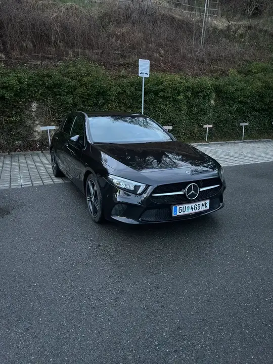 Mercedes-Benz A-Class 2018 photo 3