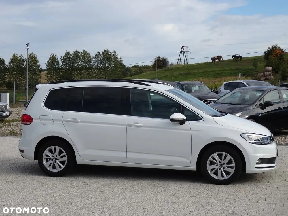Volkswagen Touran 2020 photo 3
