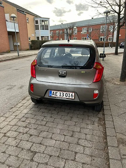 Kia Picanto 2013 photo 2