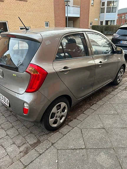 Kia Picanto 2013 photo 3