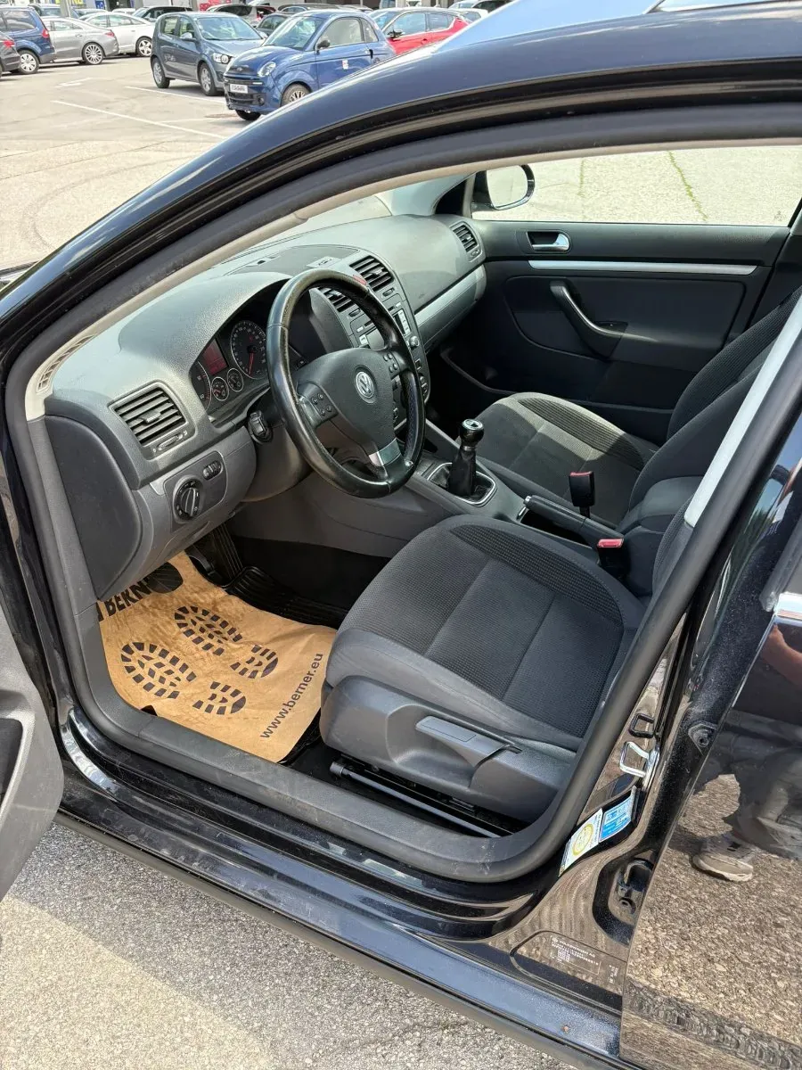 Volkswagen Golf 2008 photo 3