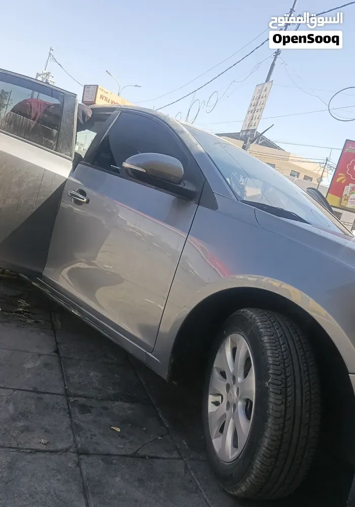 Chevrolet Cruze 2017 photo 2