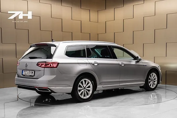 Volkswagen Passat 2023 photo 5