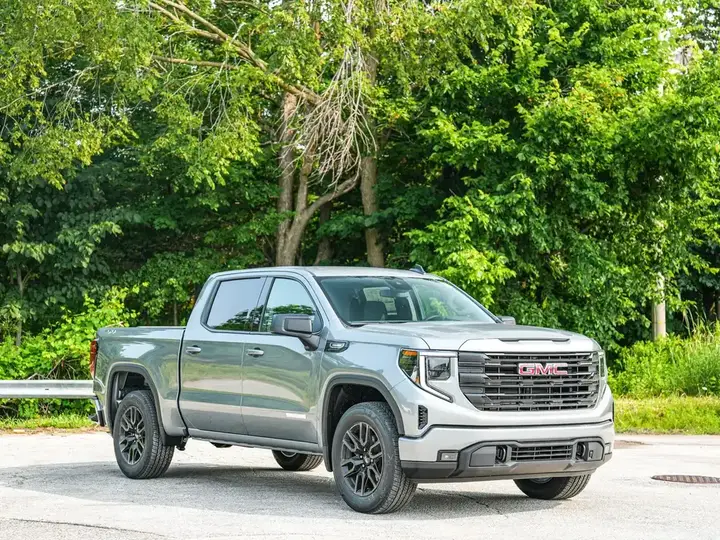 GMC Sierra 1500 2026 photo 3
