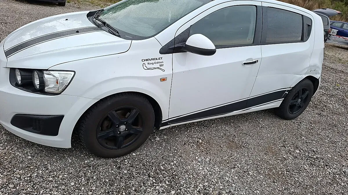 Chevrolet Aveo 2012 photo 3