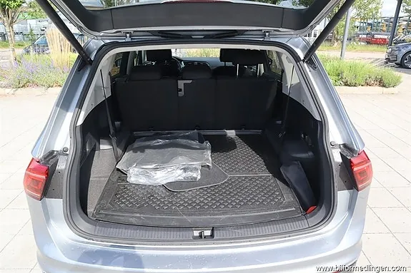 Volkswagen Tiguan Allspace 2023 photo 5