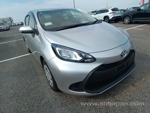 Toyota Aqua X