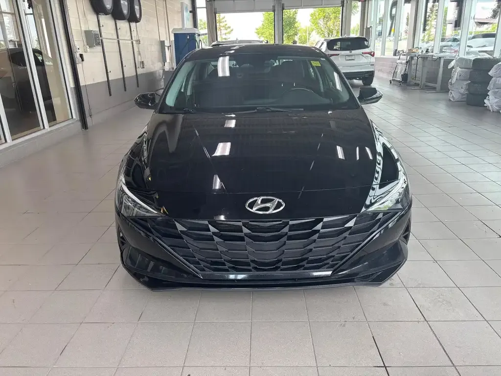 Hyundai Elantra 2023 photo 2