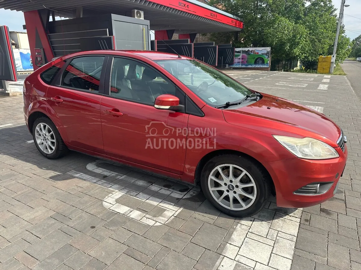 Ford Focus 2010 photo 4