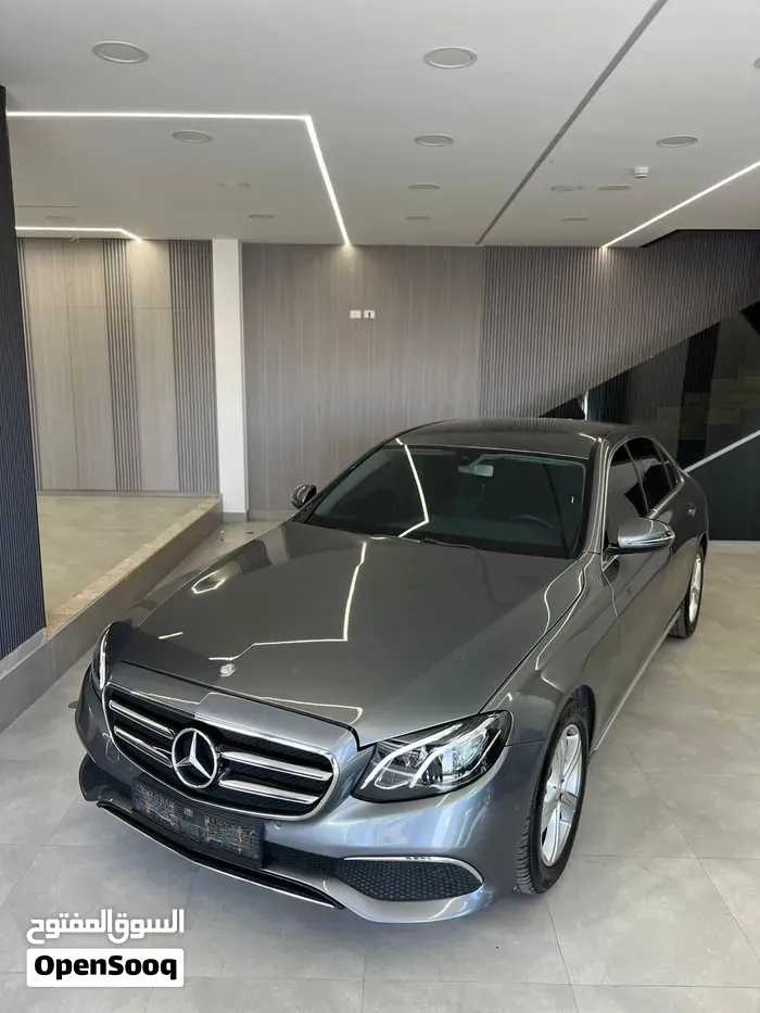 Mercedes-Benz E-Class 2017 photo 5