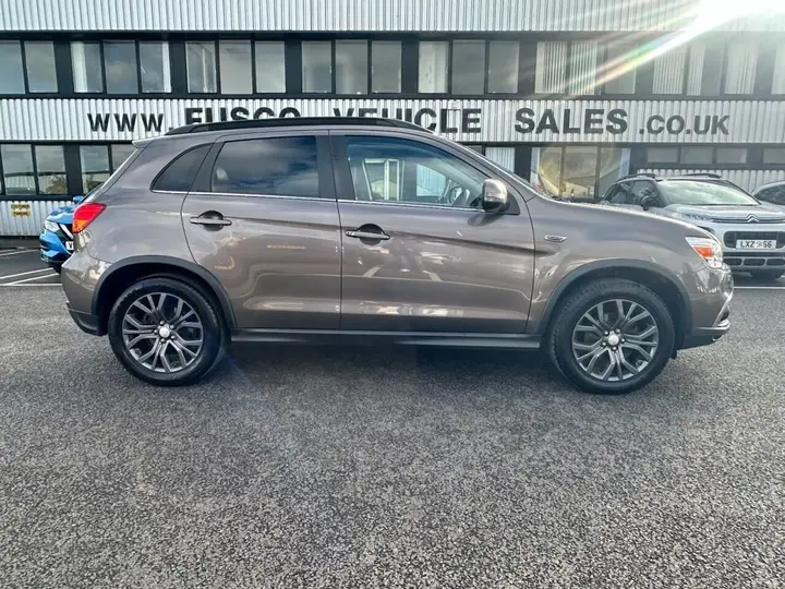 Mitsubishi Asx 2018 photo 2