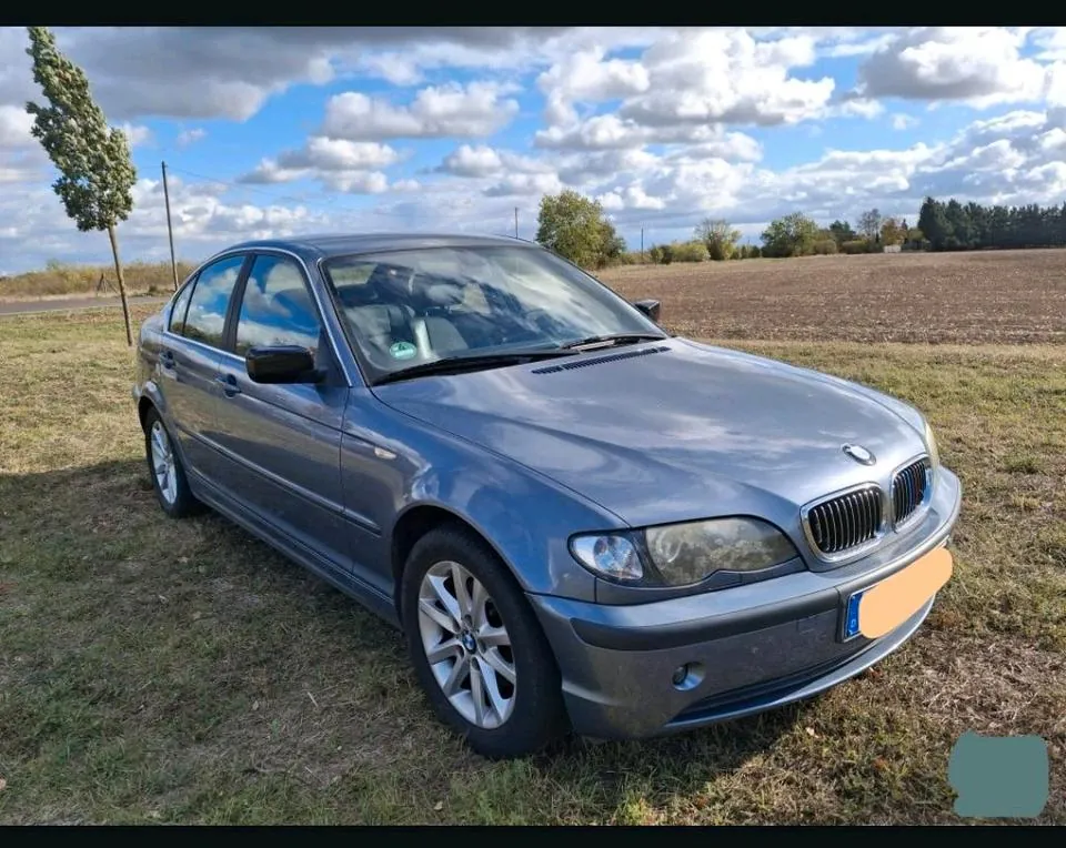 BMW 318I
