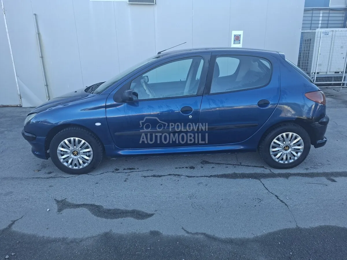Peugeot 206 2006 photo 5