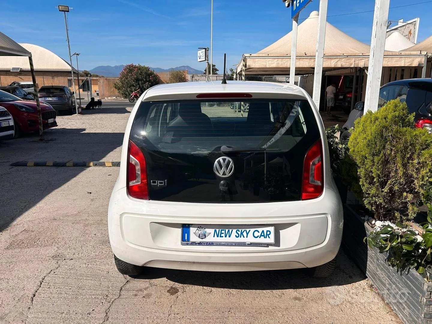 Volkswagen Up 2015 photo 5