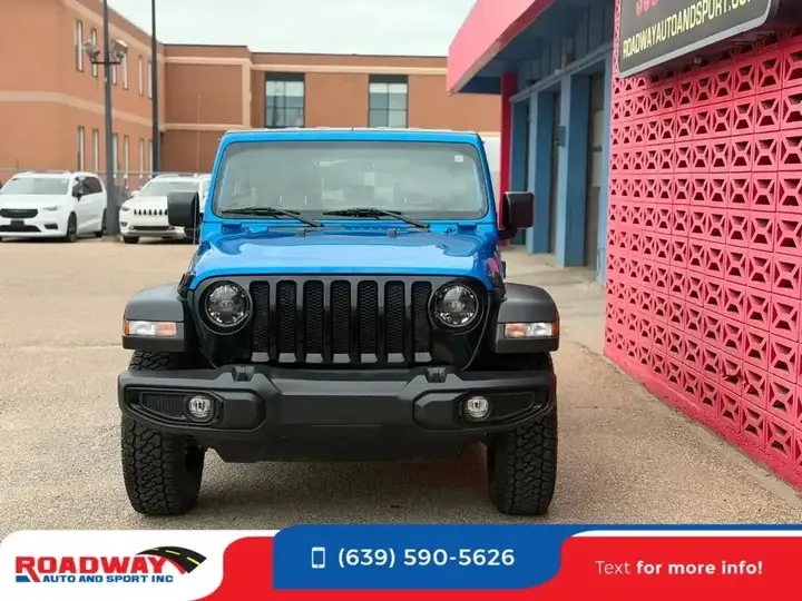 Jeep Wrangler 2023 photo 2