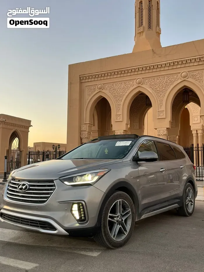 Hyundai Santa Fe 2018 photo 2