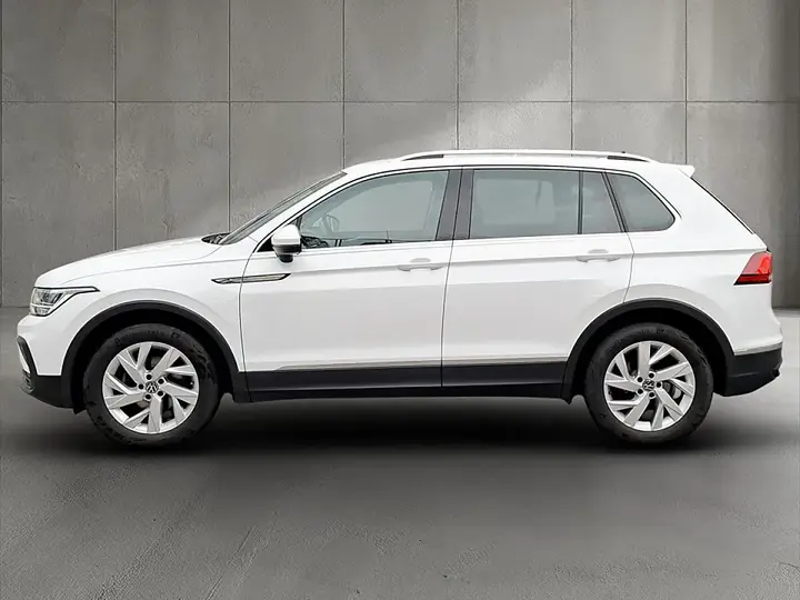 Volkswagen Tiguan 2022 photo 3