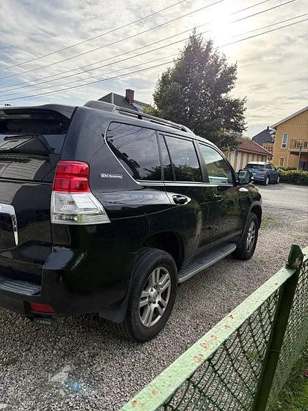 Toyota Land Cruiser 2011 photo 5