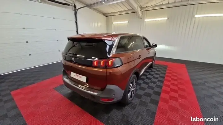 Peugeot 5008 2022 photo 5