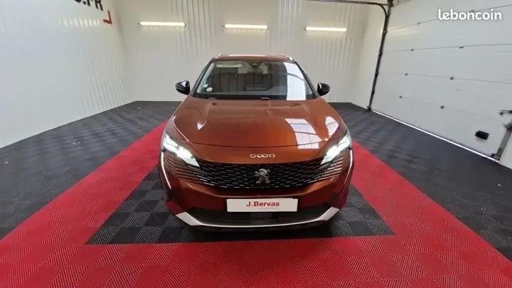 Peugeot 5008 2022 photo 2
