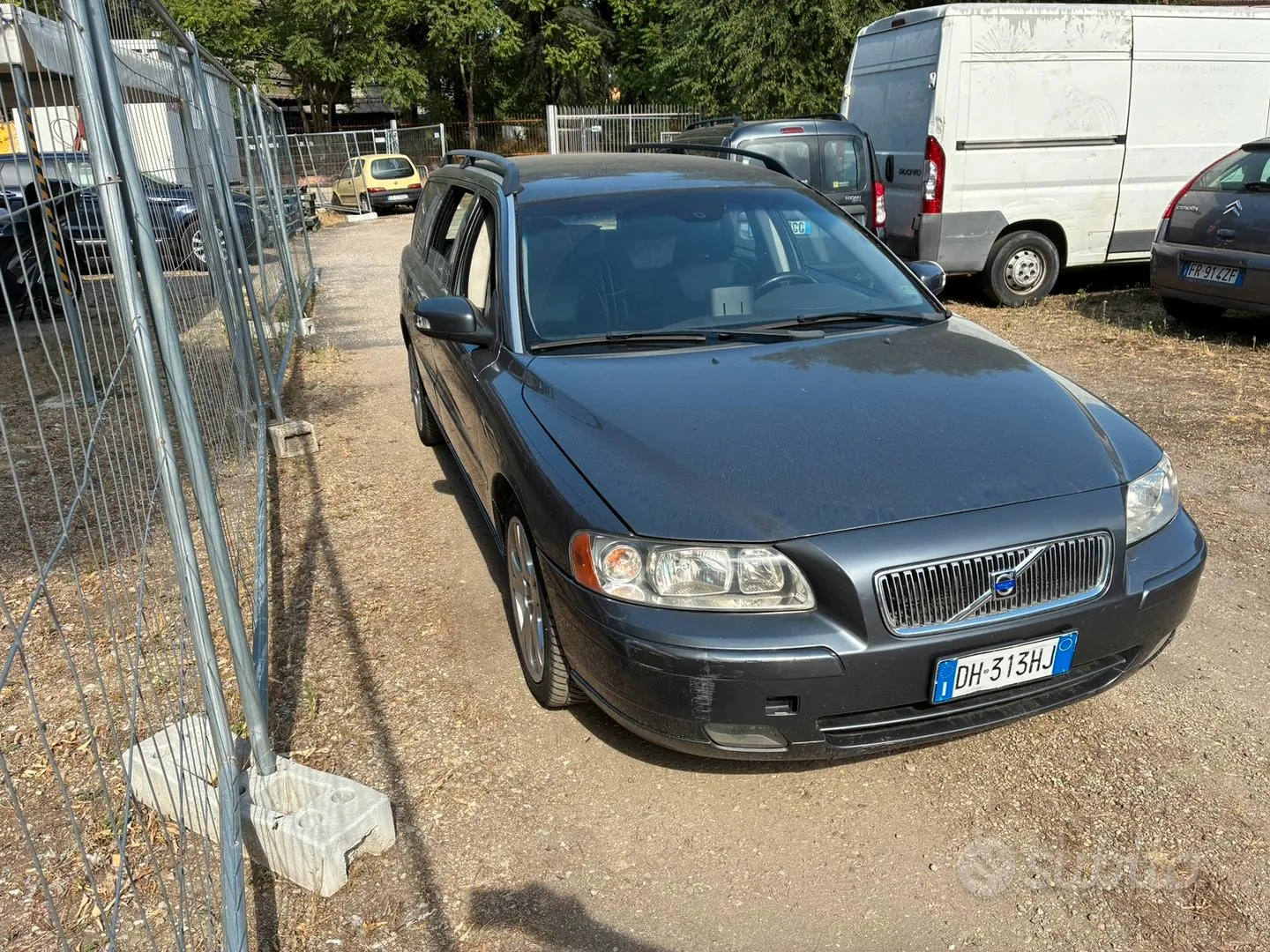 Volvo V70 2007 photo 2