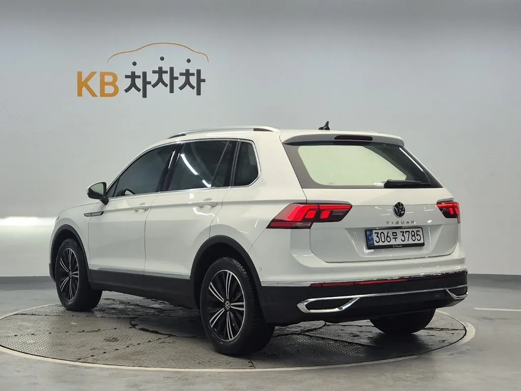 Volkswagen Tiguan 2024 photo 2