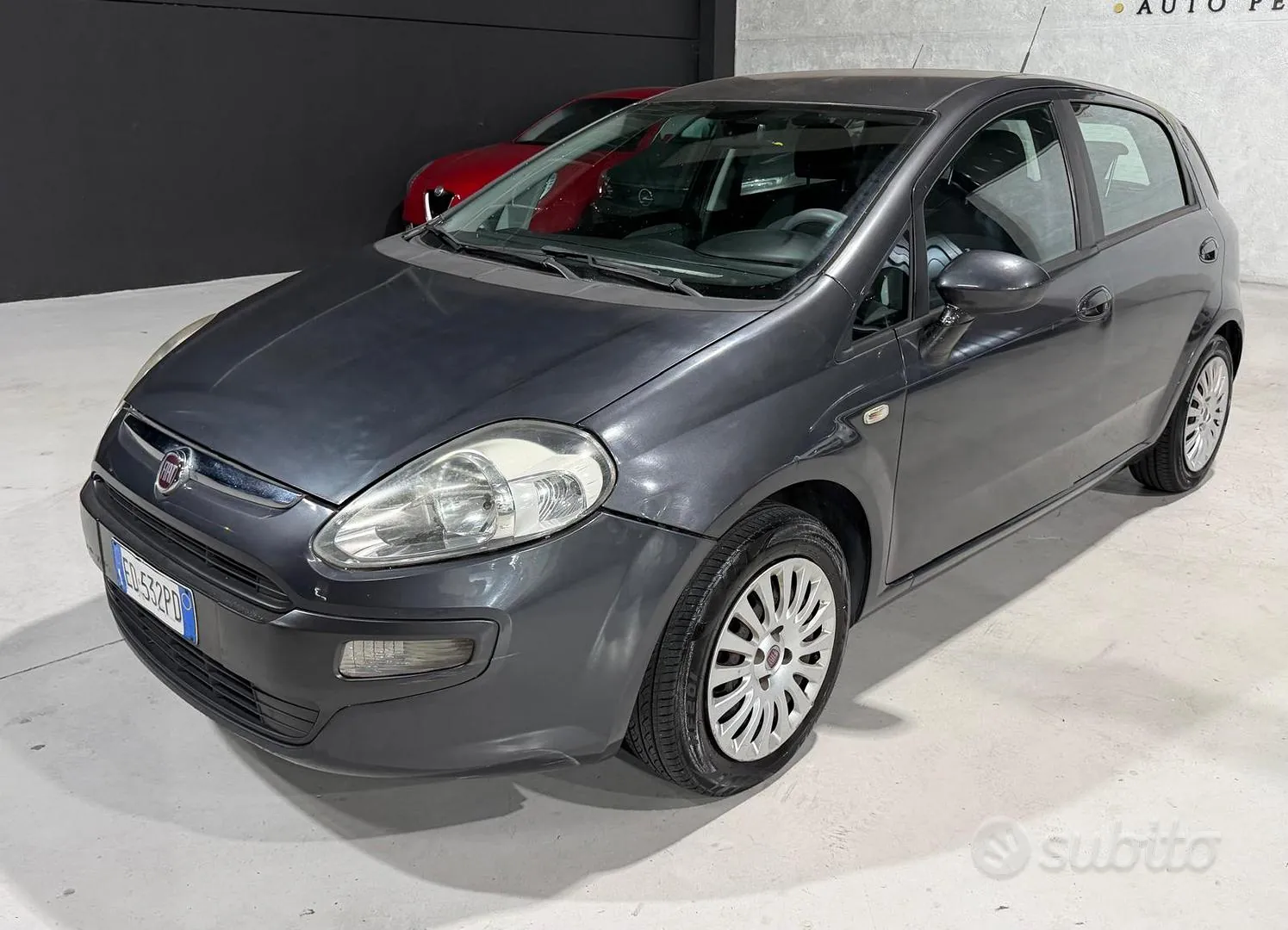 Fiat Punto 2010 photo 3
