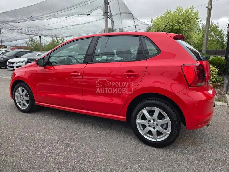 Volkswagen Polo 2015 photo 5