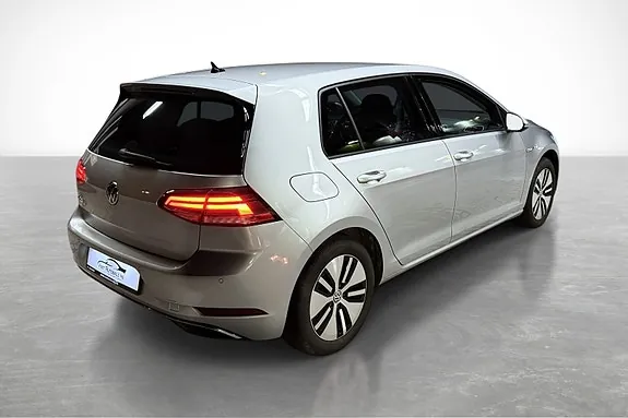 Volkswagen Golf 2020 photo 5