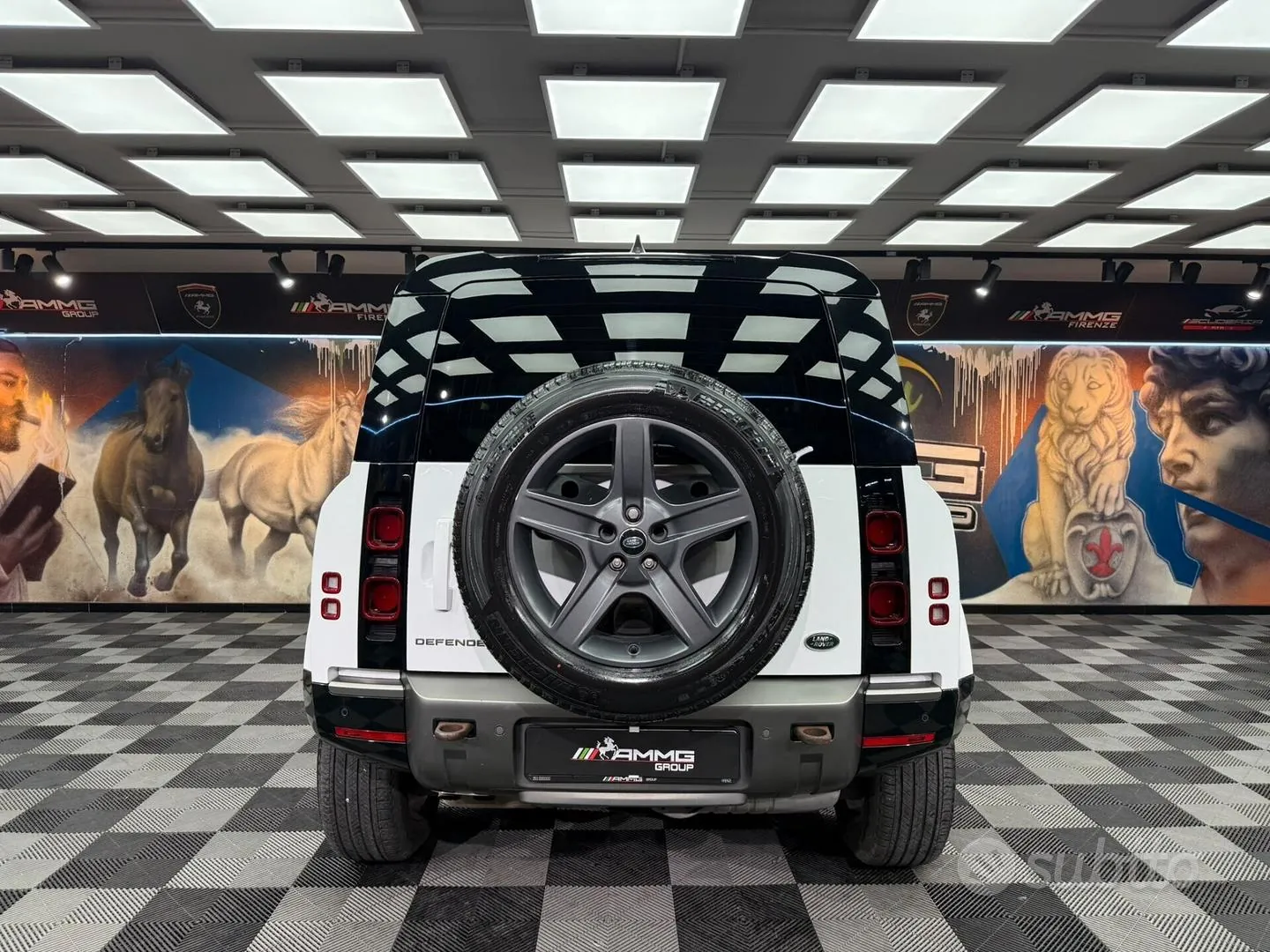 Land Rover Defender 2022 photo 5