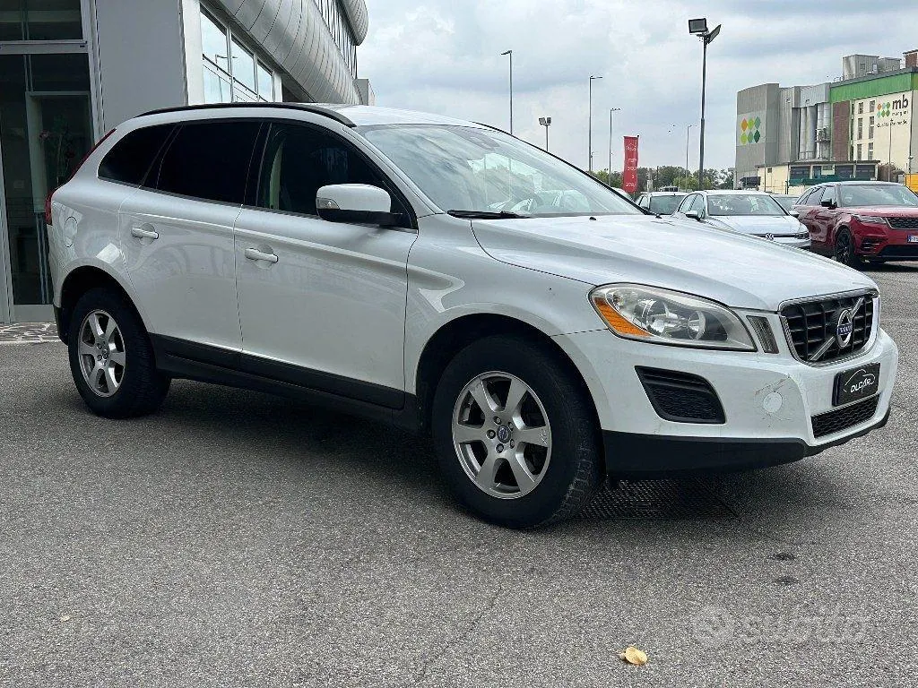 Volvo Xc60 2012 photo 2