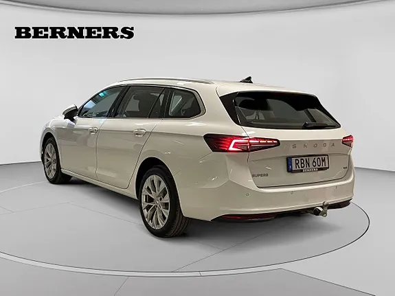 Skoda Superb 2024 photo 3