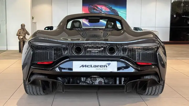 Mclaren Artura 2024 photo 5
