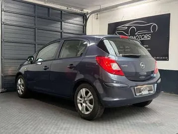 Opel Corsa 2011 photo 3