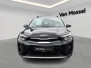 Kia Stonic 2023 photo 2