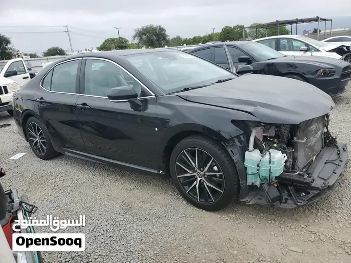 Toyota Camry 2023 photo 3