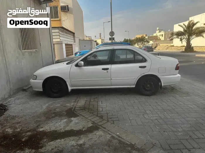 Nissan Sunny