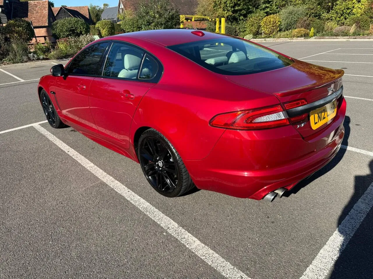 Jaguar Xf 2012 photo 4