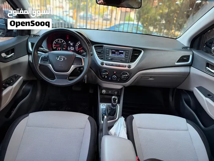 Hyundai Accent 2022 photo 4