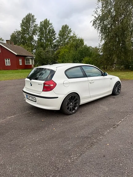 BMW 1 Series 2008 photo 4