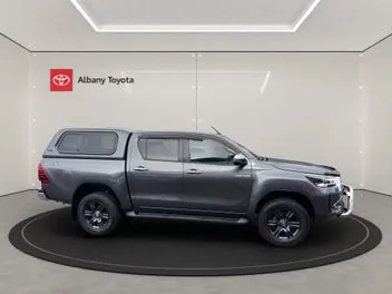 Toyota Hilux 2022 photo 3