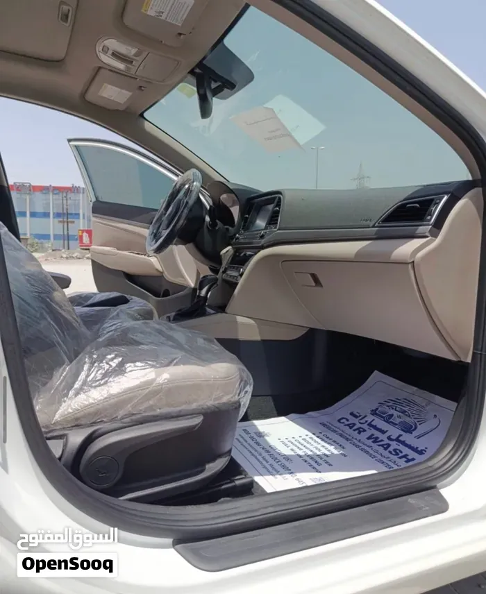 Hyundai Elantra 2018 photo 4