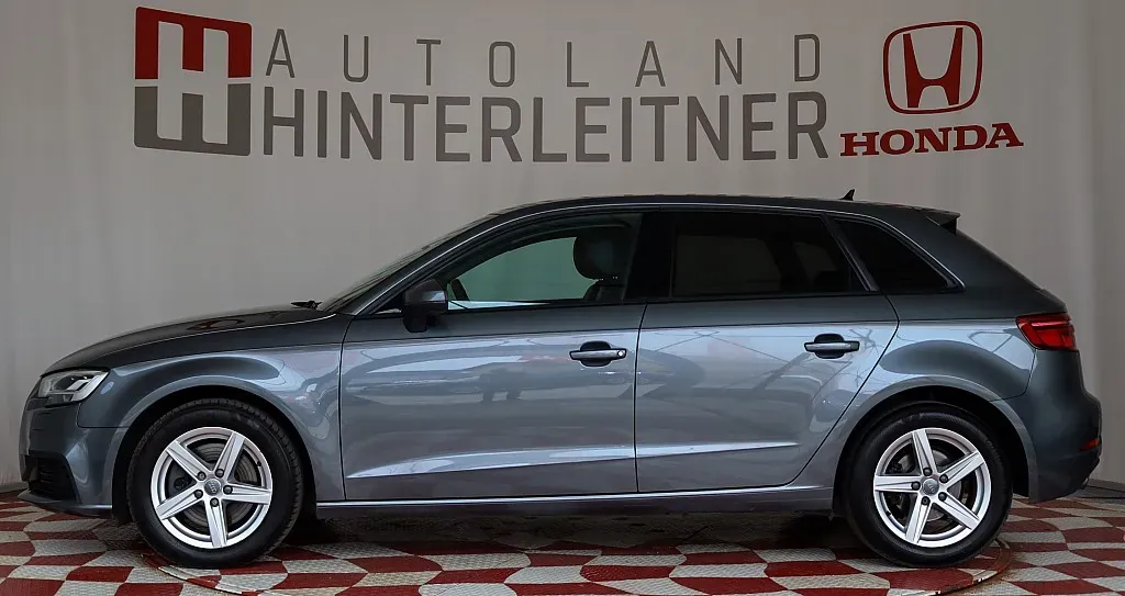 Audi A3 2019 photo 3