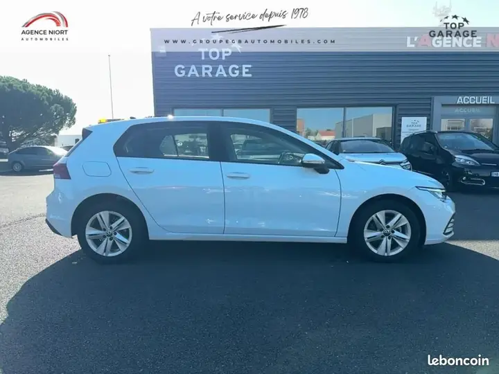 Volkswagen Golf 2023 photo 4