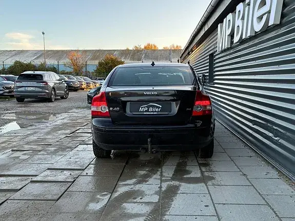 Volvo S40 2005 photo 4