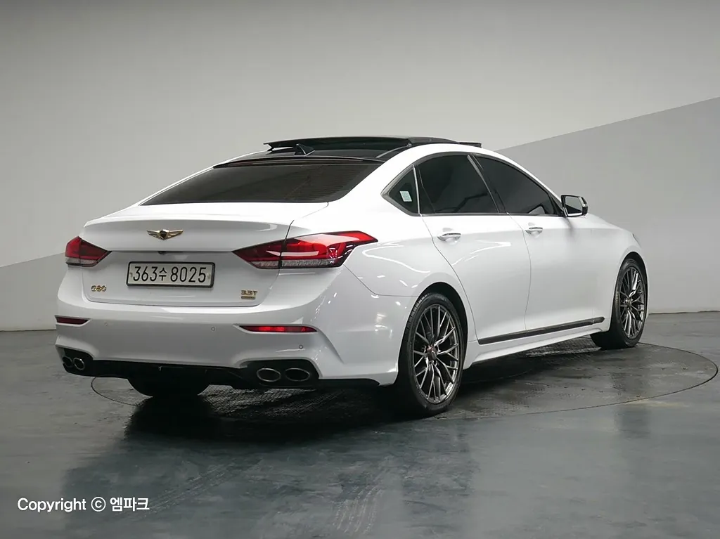 Genesis G80 2019 photo 3