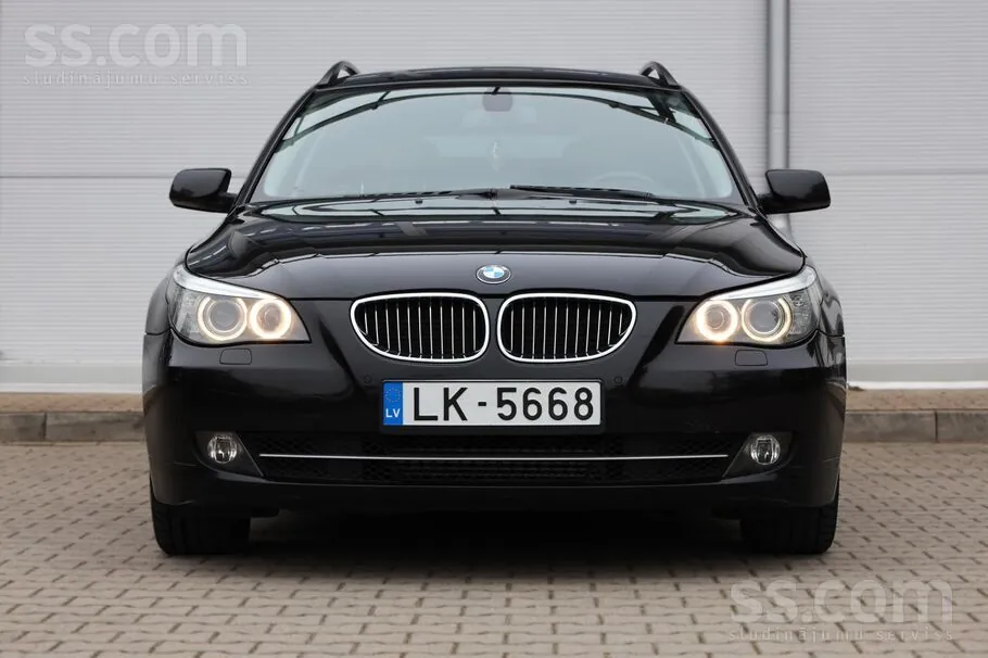 BMW 530 2007 photo 2