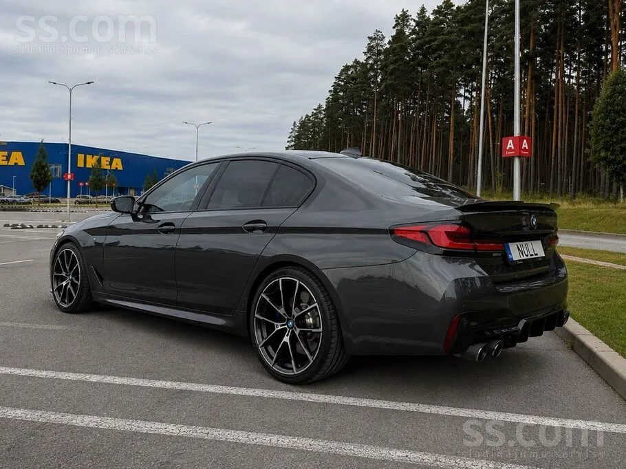 BMW M550I 2019 photo 3