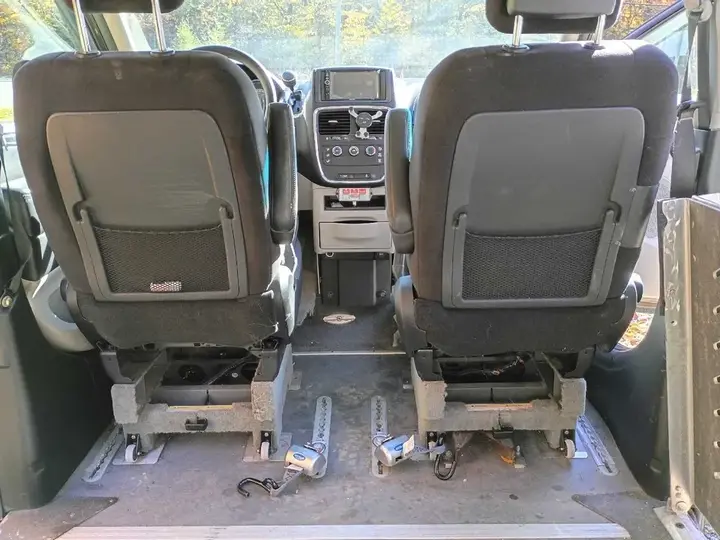 Dodge Grand Caravan 2012 photo 5