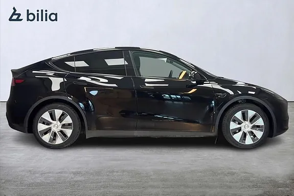 Tesla Model Y 2023 photo 3